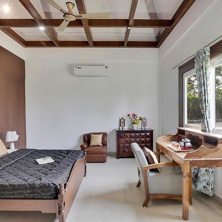 Stayvista'S Lakeside Whispers - Lake & Mountain-View Villa With Lawn & Indoor-Outdoor Games Nagpur Zewnętrze zdjęcie